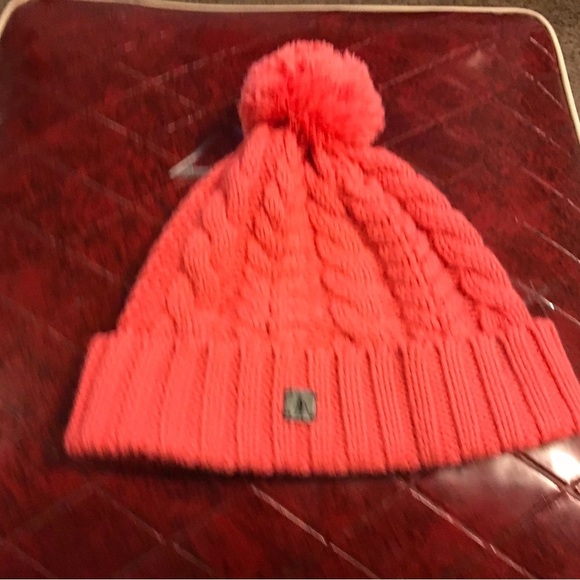 Smartwool Women's Isto Retro Beanie Merino Wool PomPom Tangarine - Picture 1 of 7